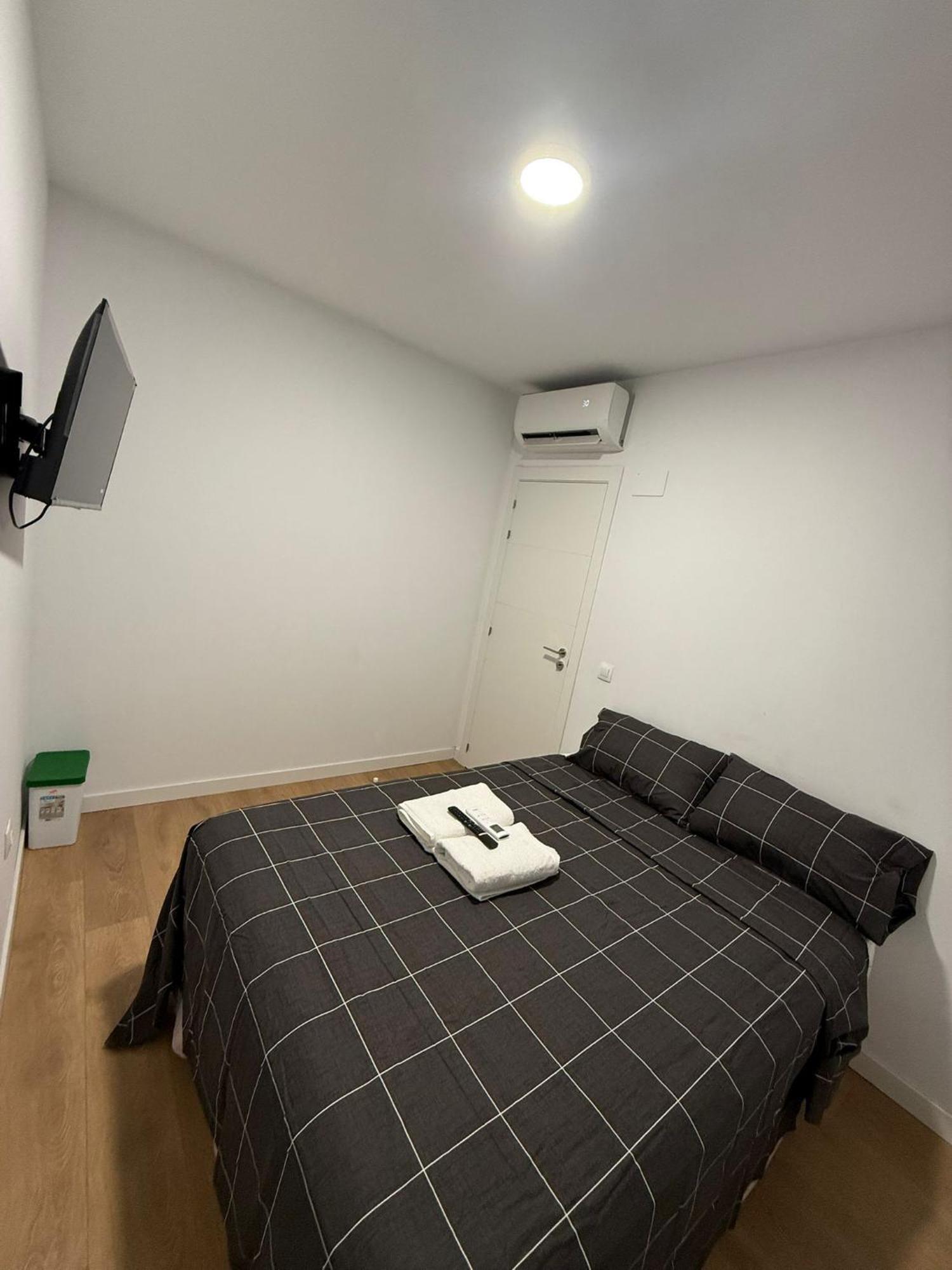 To Room Madrid Porras Exterior photo